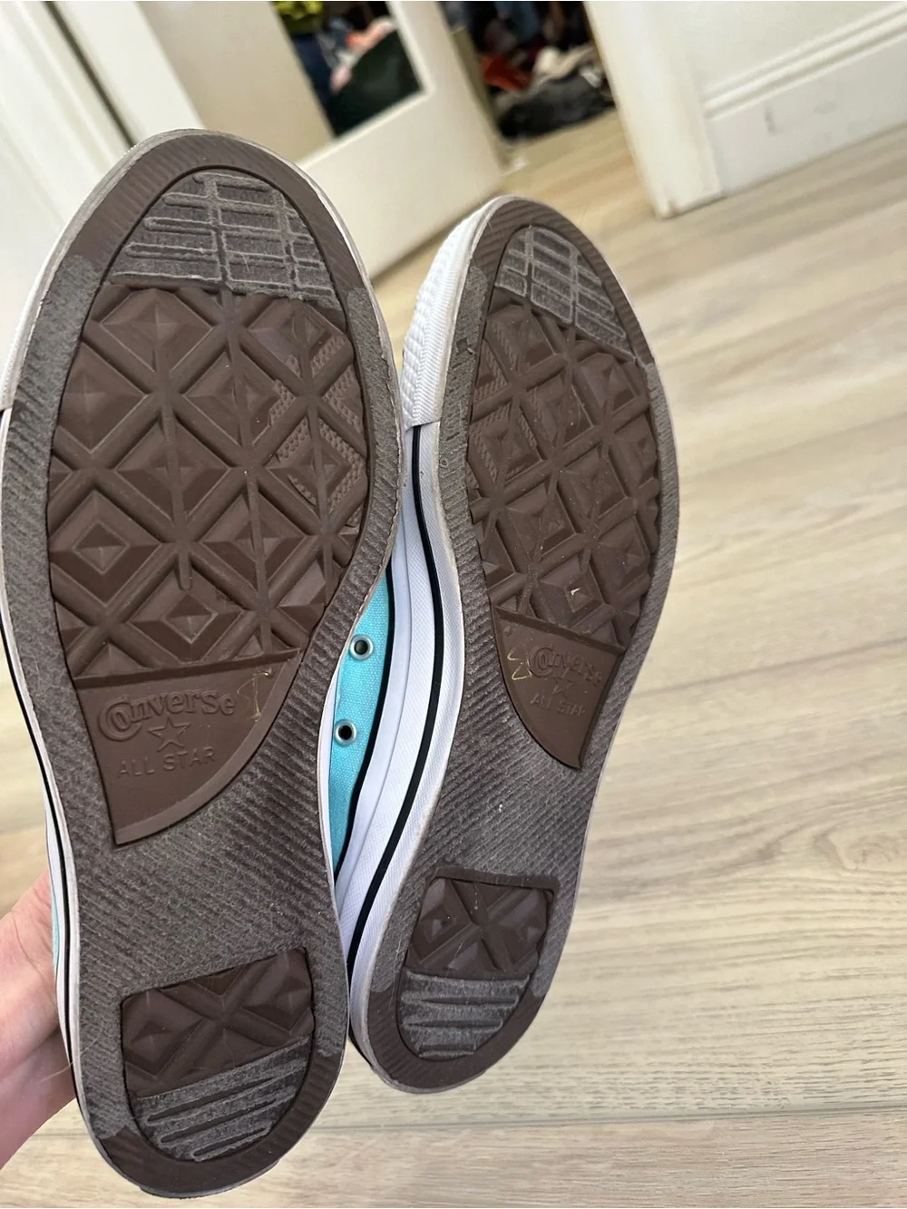Converse Low Top Sneakers in Aqua Blue and White mens size 10 Womens size 12 - Picture 8 of 8
